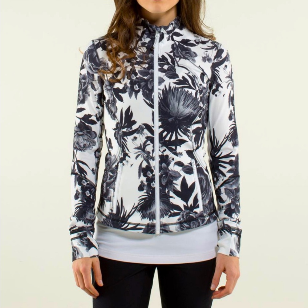 Lululemon Forme Jacket II Textured Brushed Blooms Black & White Floral Print